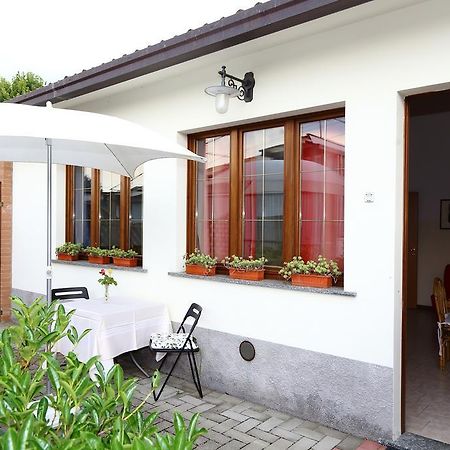 Holiday Home Fattoria Laghetto Merate Værelse billede